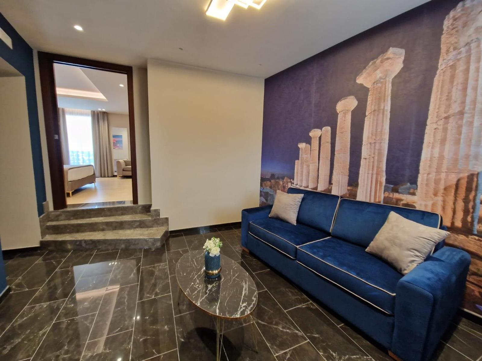 Beatus Suites And Rooms B&B 카니카티 외부 사진